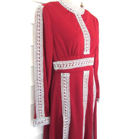 Lorrie Deb of San Francisco Vintage 60s Union Made Medieval Castlecore Dress - Picture 4 of 8